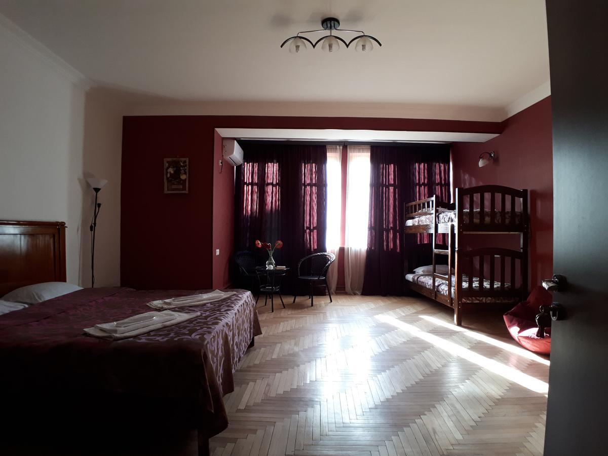 Vazi Hotel 第比利斯 外观 照片